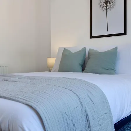 公寓 Ultra Luxe 2 Bedroom Near Beach, Centre & Peasholm Park