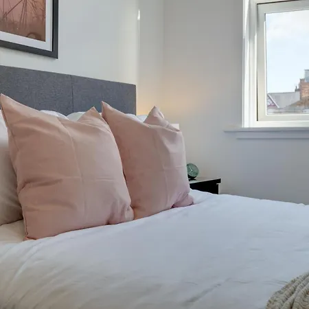 Ultra Luxe 2 Bedroom Near Beach, Centre & Peasholm Park 公寓 斯卡伯勒